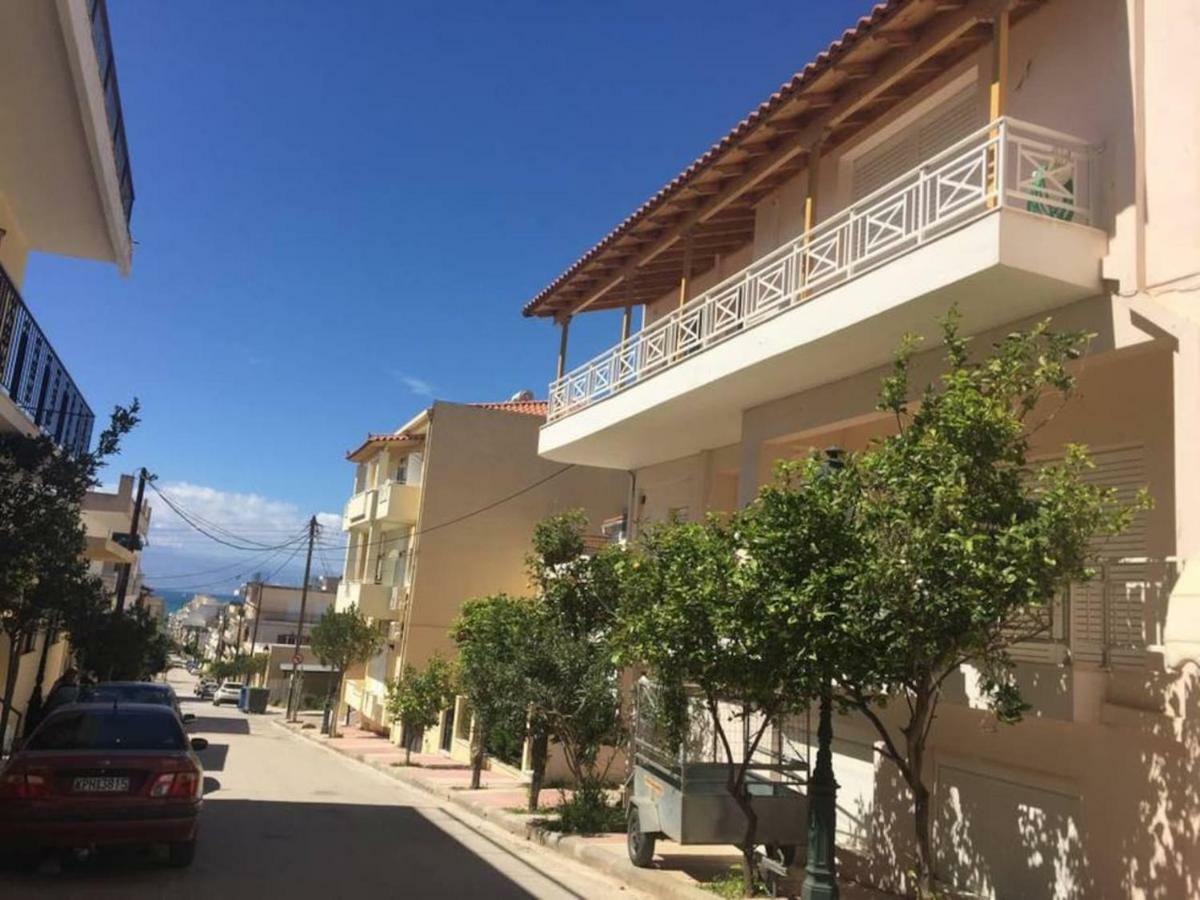 Azure Retreat Apartment Loutraki  Ngoại thất bức ảnh