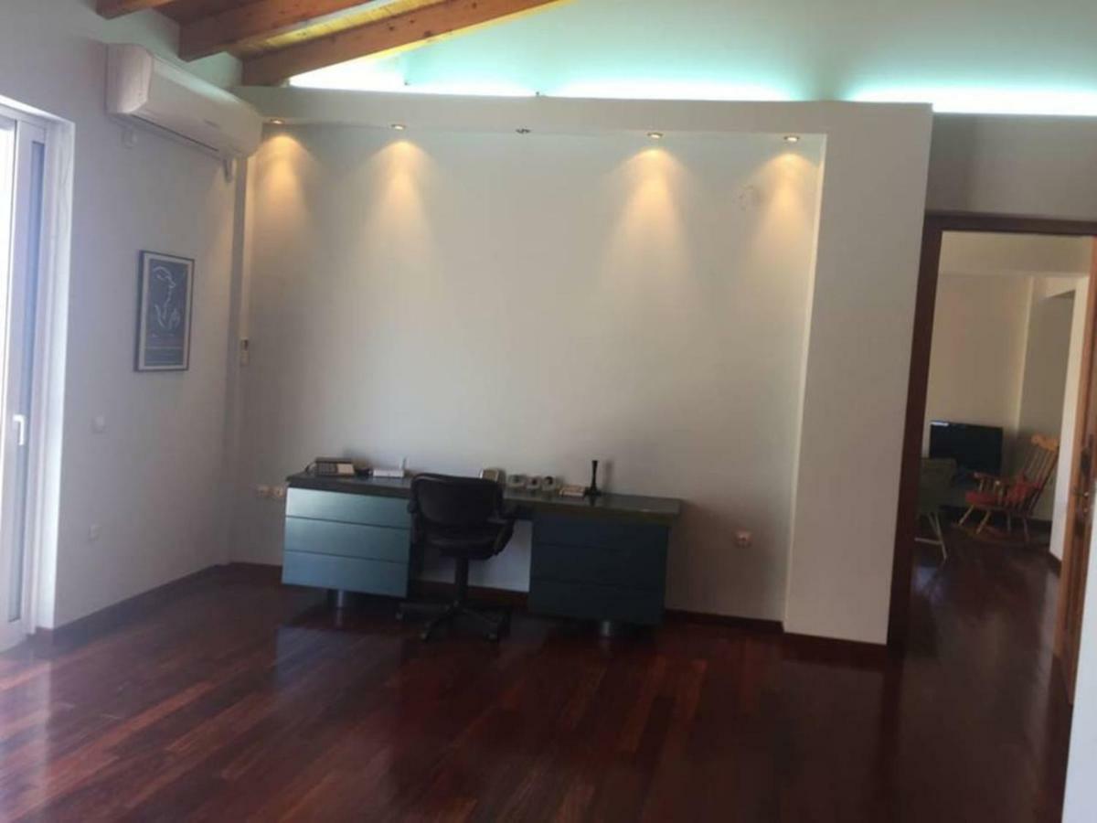 Azure Retreat Apartment Loutraki  Ngoại thất bức ảnh