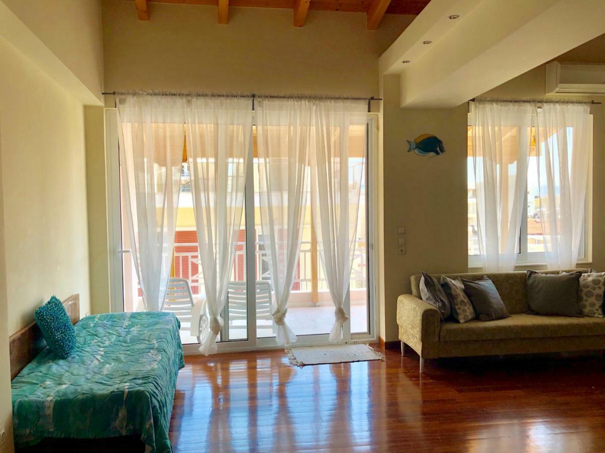 Azure Retreat Apartment Loutraki  Ngoại thất bức ảnh