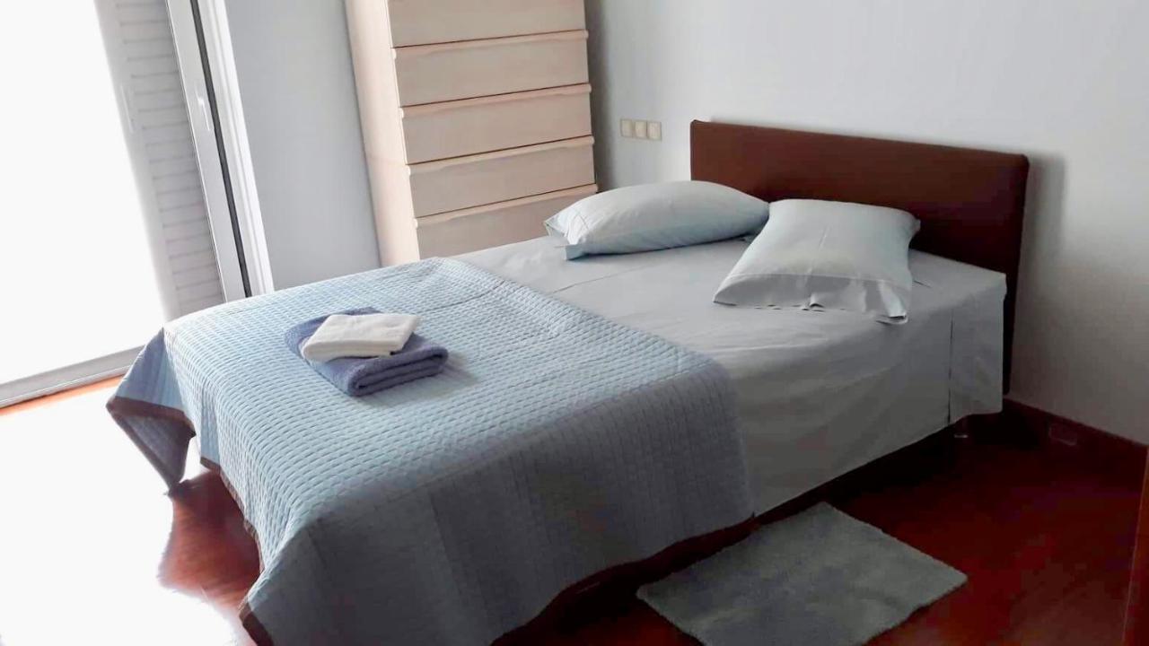 Azure Retreat Apartment Loutraki  Ngoại thất bức ảnh